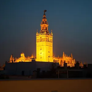 Apartment Guzman El Bueno, Seville